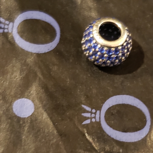 Pandora charm - Picture 3 of 4